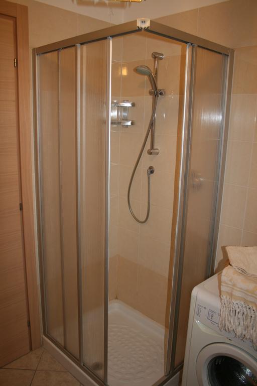 Alma Apartment Сирмионе Экстерьер фото