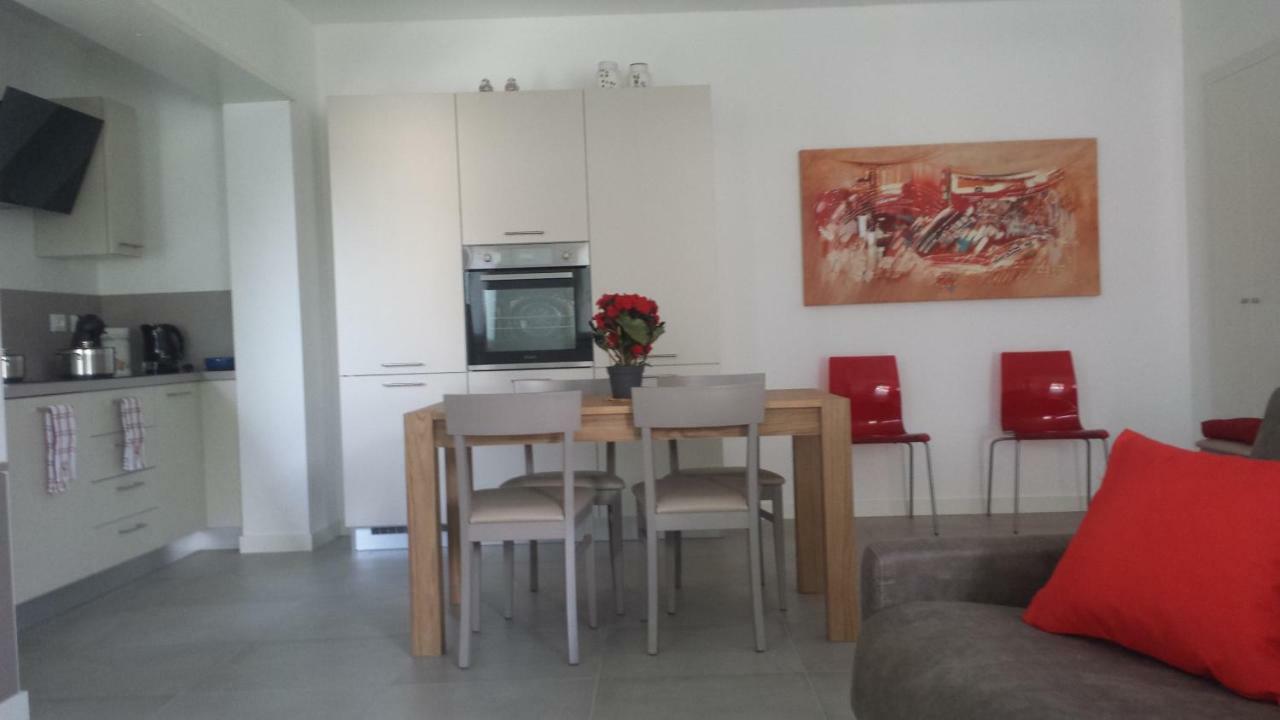 Alma Apartment Сирмионе Экстерьер фото
