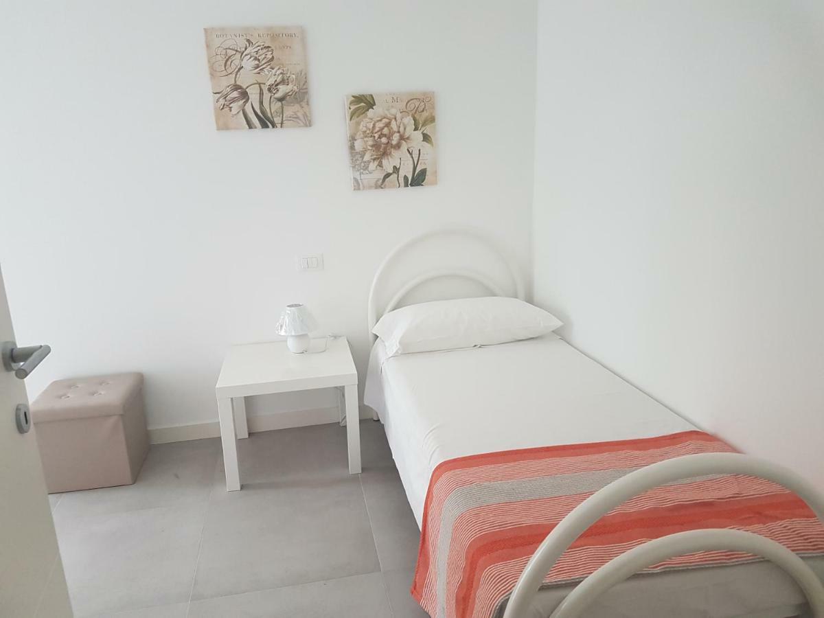 Alma Apartment Сирмионе Экстерьер фото